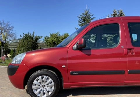 Citroen Berlingo cena 9999 przebieg: 188000, rok produkcji 2003 z Grybów małe 121